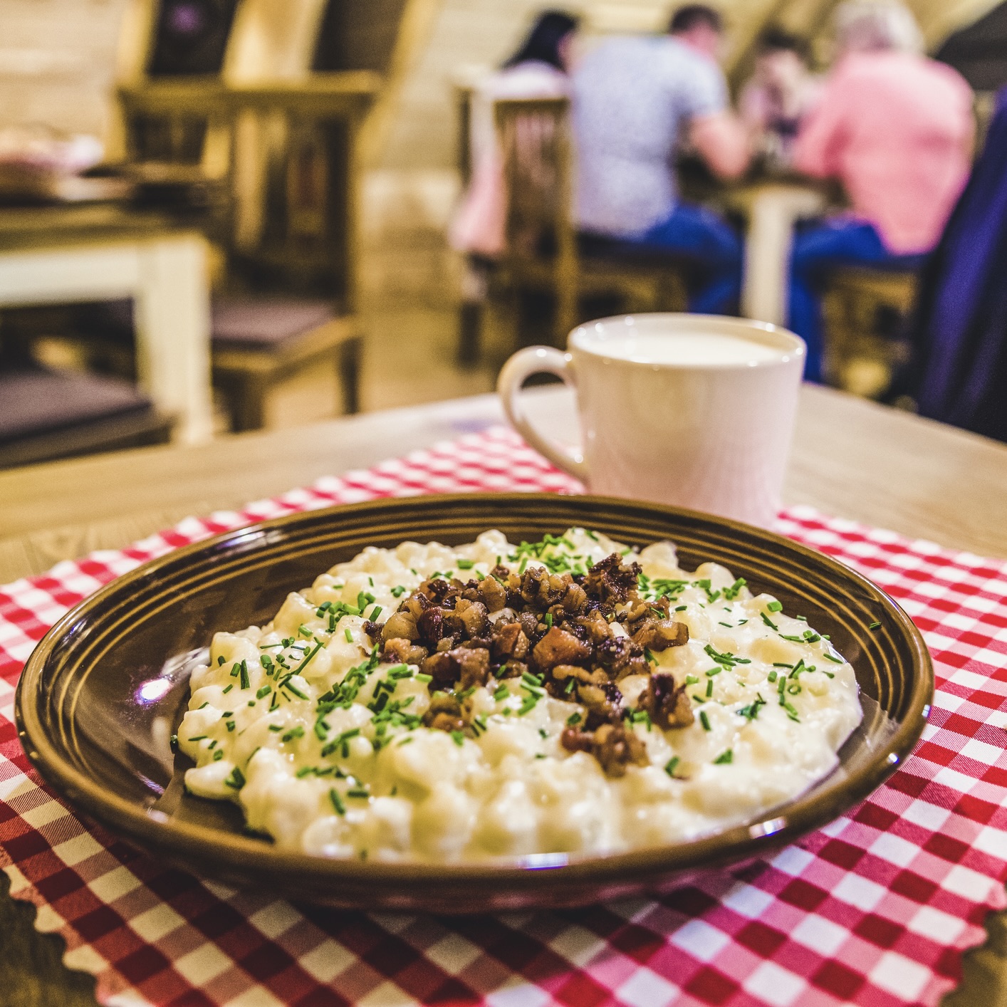 slovakia-bryndzove-halusky-in-restaurant