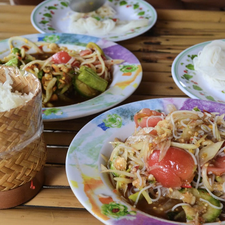 som-tam-sua-in-isaan-tours-thailand-2